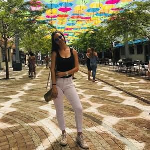 Meet your Posher, Leeron